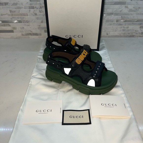 GUCCi kids Aguru Trek brand-embellished leather sandals 5-8 years 33 - Picture 2 of 7
